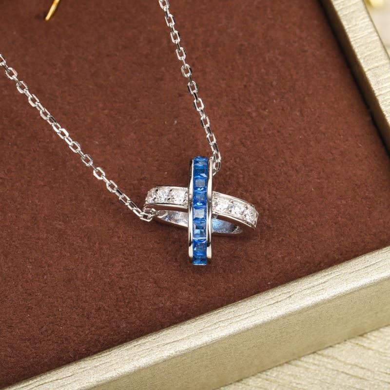 CHAUMET